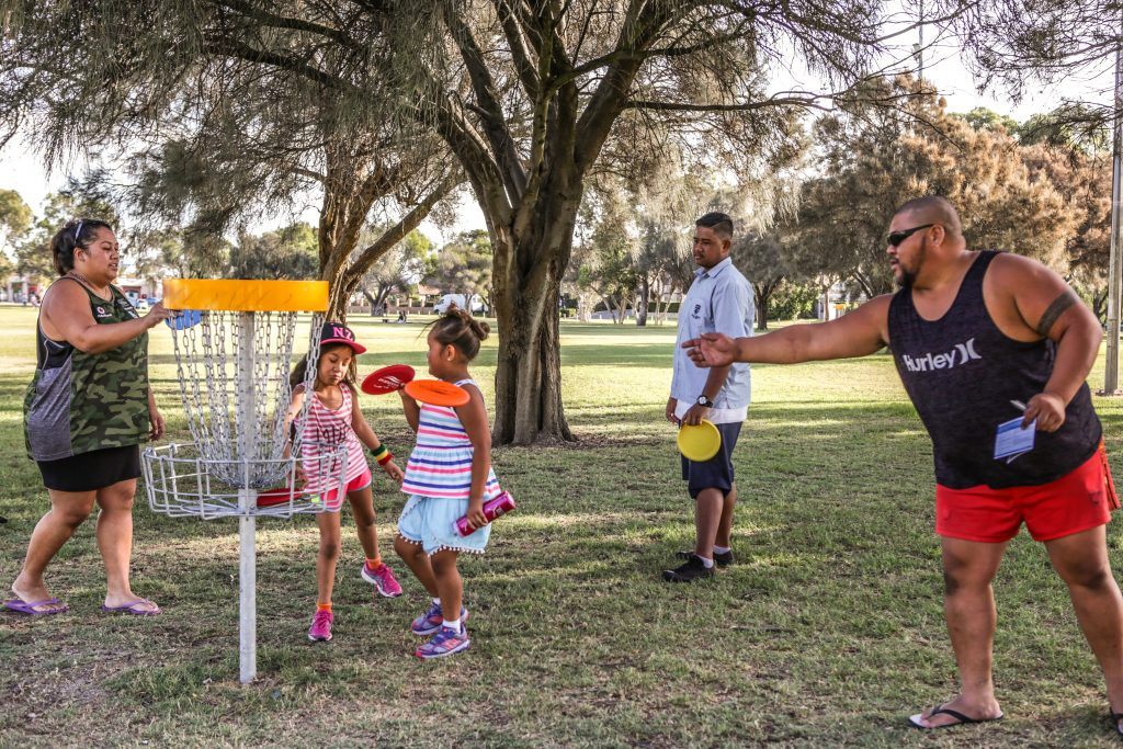 8 Fun Family Reunion Games